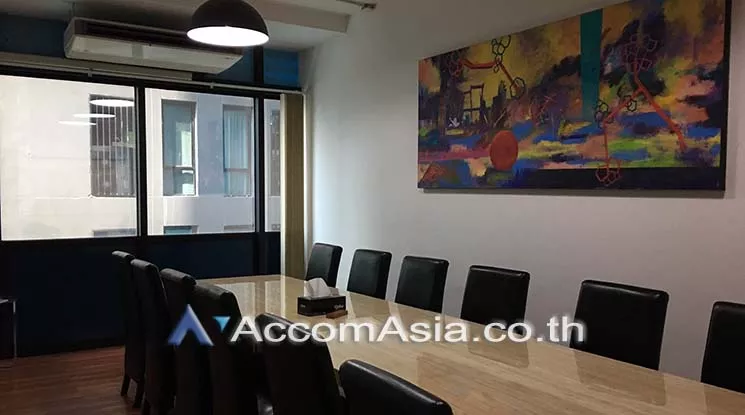 Split-type Air |  Office space For Sale in Sukhumvit, Bangkok  near BTS Ekkamai (AA11784)